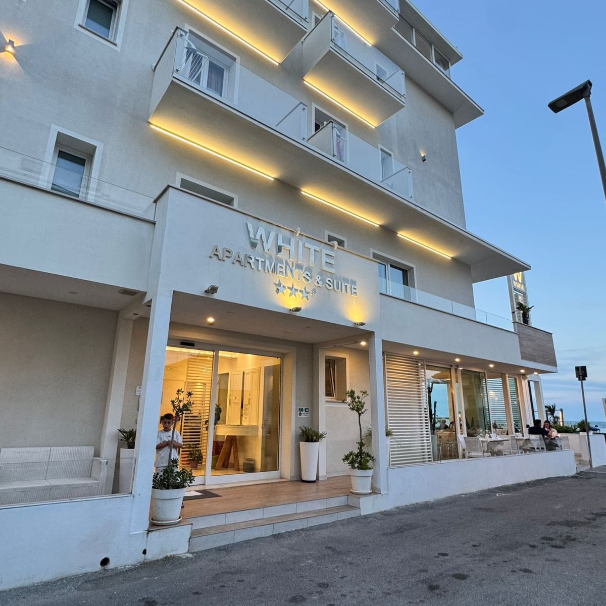 WHITE APARTMENT -Igea Bellaria –&nbsp;Italia